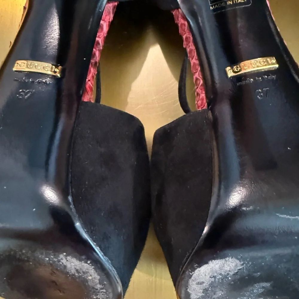 Gucci Black Suede and Pink Snakeskin peep toe heels EUC